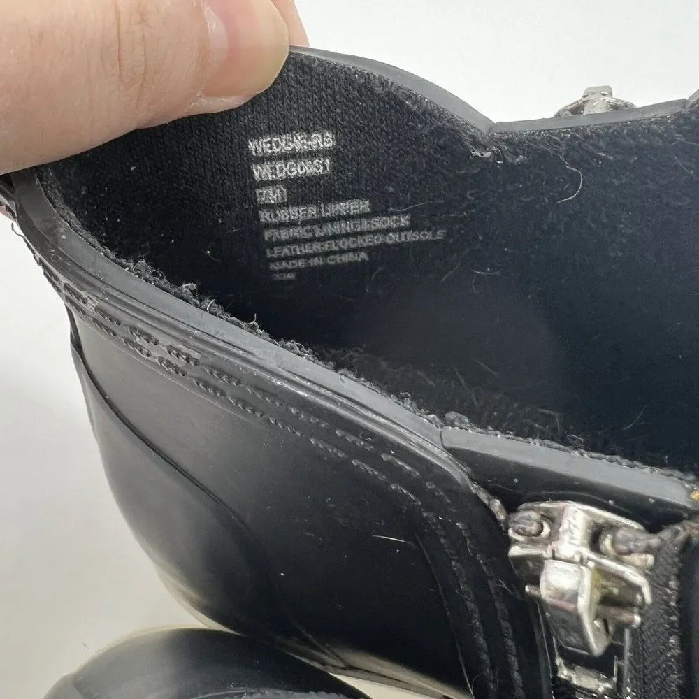 Steve Madden Wedgie Waterproof Rubber Boots Black Women's 7 Hidden Wedge